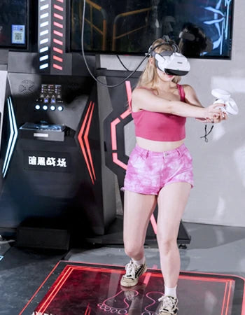 VR Shooting Game Arena – Two-Player Online Combat Station – MNX-CVR-FPSARENA-2P – photo 10 of 11