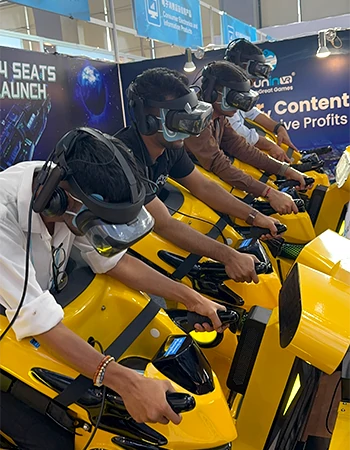 VR Dragon Ride – Four-Seat Motion Ride with Scent and Heat Effects – MNX-CVR-DRAGON-4S – photo 10 of 11
